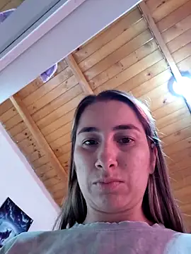 Iris love18 online show from June 9, 2026, 5:25 pm