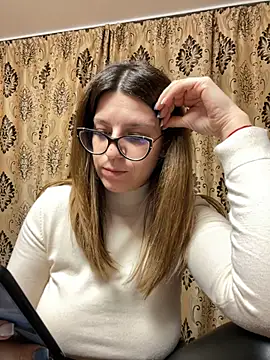 NadiraNoor online show from March 17, 2025, 12:21 am