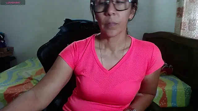 horny paty online show from May 2, 2026, 2:33 pm