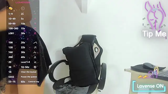 Snapshot of EIMYS_SHOW chatting on February 6, 2026, 9:00 pm EIMYS SHOW online show from February 6, 2026, 9:00 pm