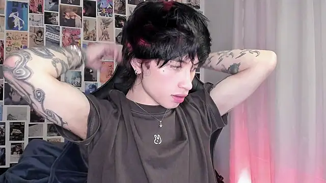 liamelf online show from September 21, 2025, 6:18 am