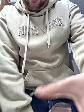 Javier bear online show from January 13, 2026, 2:21 pm