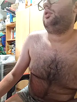 Snapshot of Javier_bear chatting on June 27, 2026, 9:59 am Javier bear online show from June 27, 2026, 9:59 am