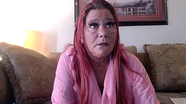 Snapshot of LexxiLeeds chatting on November 8, 2025, 12:52 pm LexxiLeeds online show from November 8, 2025, 12:52 pm