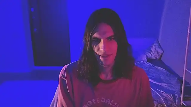 mollymila online show from April 23, 2026, 3:24 pm