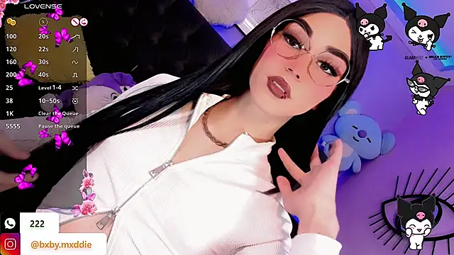 kimMaddiee online show from October 22, 2025, 6:35 am