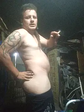 TusOjitosClaros69 online show from December 24, 2024, 5:16 am