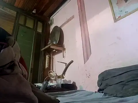 TusOjitosClaros69 online show from December 18, 2024, 11:56 am