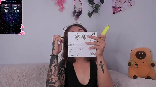 Violette-Ramirez01 online show from March 7, 2025, 9:59 pm