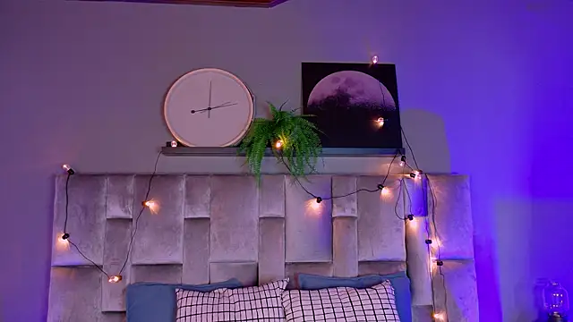 nahomi campbell online show from October 21, 2025, 7:35 pm