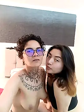 Snapshot of anaroman01 chatting on March 26, 2026, 8:07 pm anaroman01 online show from March 26, 2026, 8:07 pm