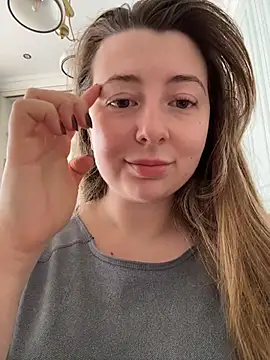 curvyflawless online show from February 23, 2026, 9:21 am