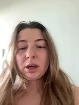 curvyflawless online show from February 21, 2025, 12:38 pm