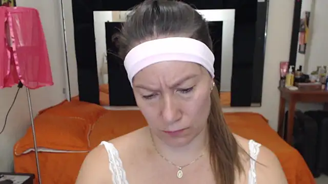 CATRINA-83 online show from October 4, 2025, 11:56 am