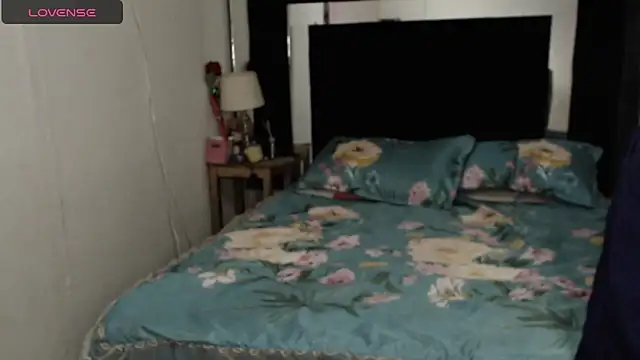 CATRINA-83 online show from May 15, 2026, 11:36 pm