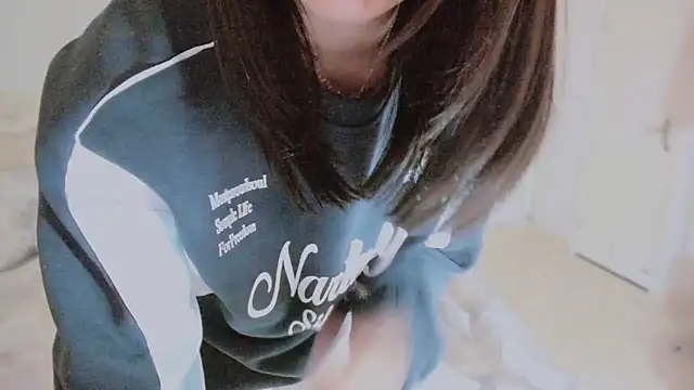 -Lucky Girl online show from October 11, 2025, 2:18 pm