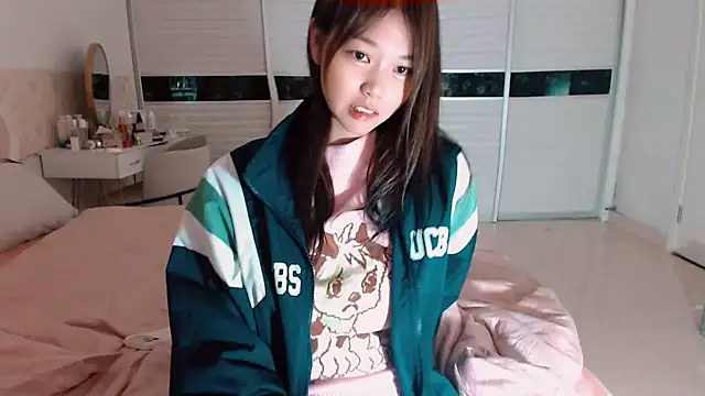 -Lucky Girl online show from June 7, 2026, 1:55 am