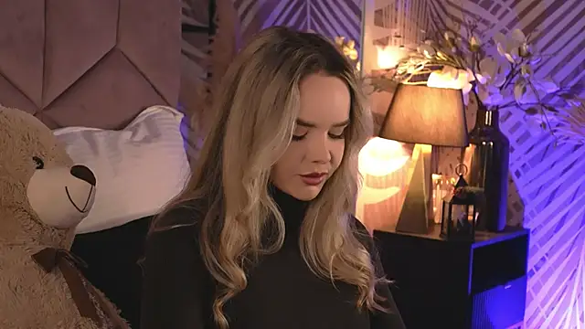 Snapshot of KatyaBelle chatting on February 5, 2026, 8:48 pm KatyaBelle online show from February 5, 2026, 8:48 pm