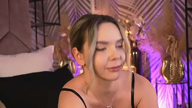 Snapshot of KatyaBelle chatting on February 24, 2026, 8:31 pm KatyaBelle online show from February 24, 2026, 8:31 pm