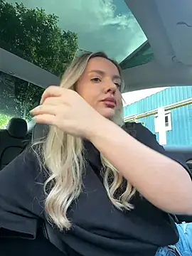 KatyaBelle online show from May 29, 2026, 3:29 pm