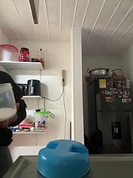 emmyjhonson07 online show from February 16, 2026, 1:10 pm