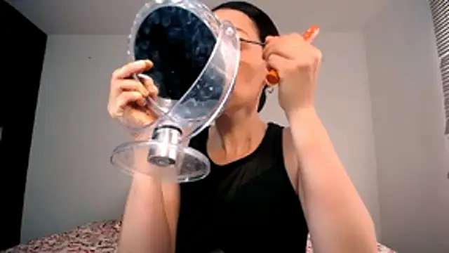 Snapshot of AliceRossi chatting on March 18, 2026, 3:24 pm AliceRossi online show from March 18, 2026, 3:24 pm