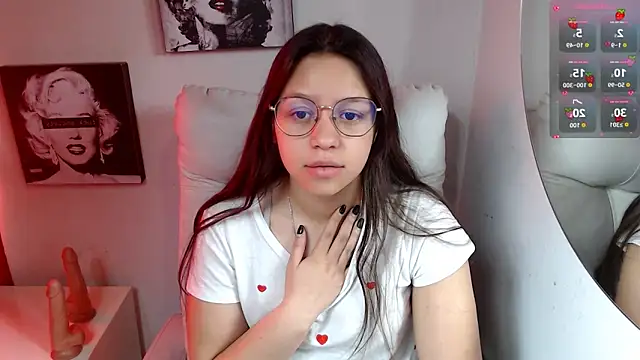 SamanthaRoldaan online show from November 28, 2025, 2:28 pm