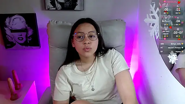 SamanthaRoldaan online show from January 5, 2026, 5:27 pm