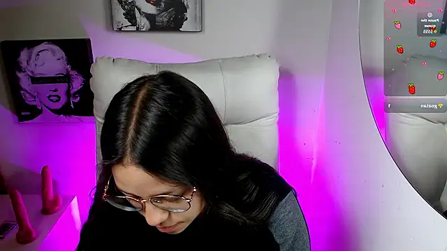 SamanthaRoldaan online show from January 9, 2026, 9:44 pm