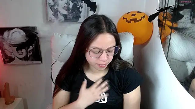 SamanthaRoldaan online show from November 2, 2025, 2:22 pm