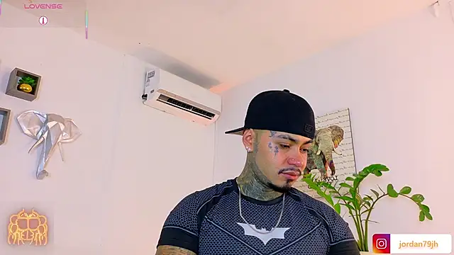 JordanSmiith  online show from July 21, 2026, 10:11 pm