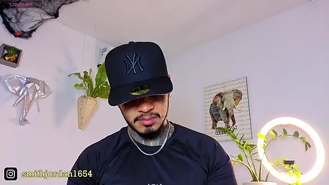 JordanSmiith  online show from October 20, 2025, 8:31 pm