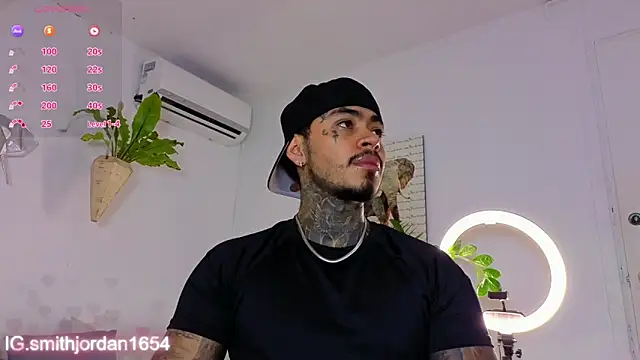 JordanSmiith  online show from November 21, 2025, 8:41 pm