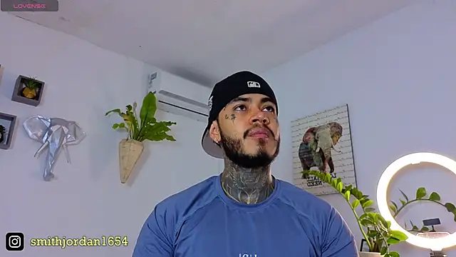 JordanSmiith  online show from September 9, 2025, 8:29 pm