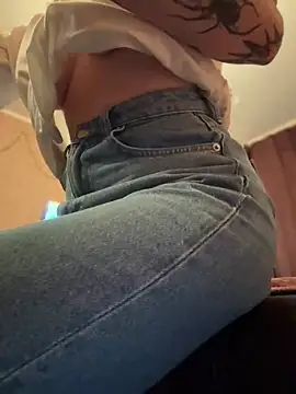 Snapshot of naughty_lucifer chatting on March 14, 2025, 4:40 pm naughty lucifer online show from March 14, 2025, 4:40 pm