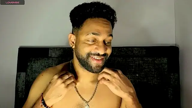 bbcblackhot34 online show from November 10, 2025, 3:55 am