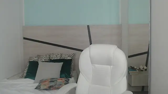 Snapshot of heidy_hoiss chatting on January 9, 2025, 10:41 pm heidy hoiss online show from January 9, 2025, 10:41 pm