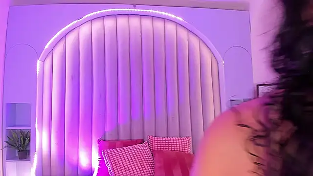 eva daemon online show from October 3, 2025, 11:45 am