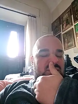 Snapshot of iamkingendymion chatting on February 28, 2026, 10:37 am iamkingendymion online show from February 28, 2026, 10:37 am