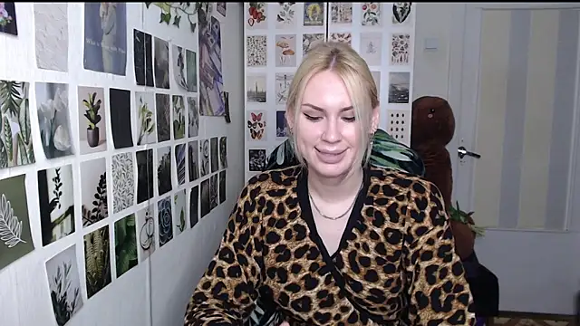 CapriScorpion online show from June 10, 2026, 10:16 am