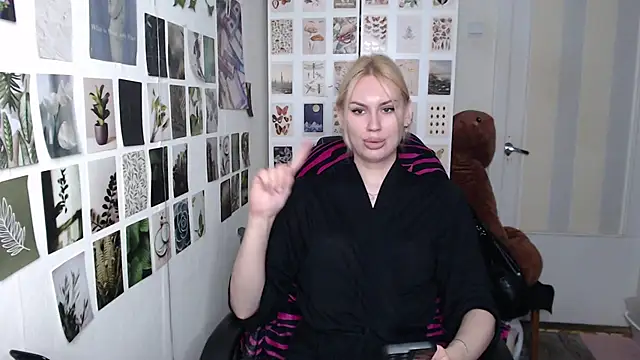 CapriScorpion online show from July 5, 2026, 1:07 pm