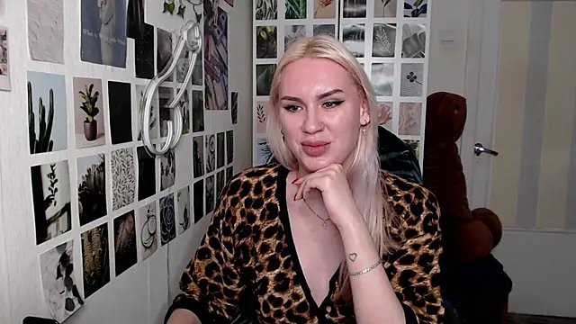 CapriScorpion online show from November 16, 2025, 2:55 pm