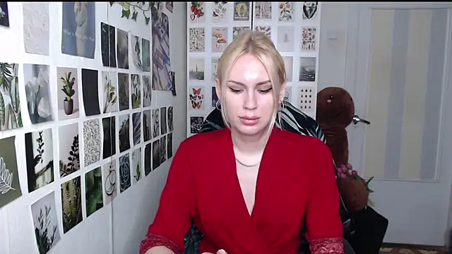 CapriScorpion online show from June 3, 2026, 11:44 am