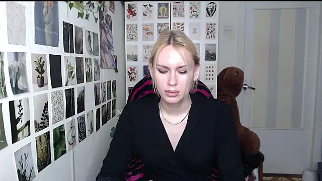 CapriScorpion online show from June 23, 2026, 12:03 pm