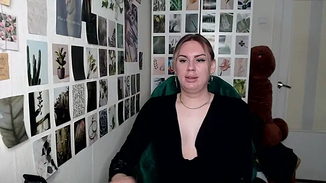 CapriScorpion online show from September 19, 2025, 11:58 am