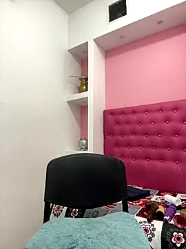 KatrinaQueen1 online show from November 16, 2025, 9:58 am