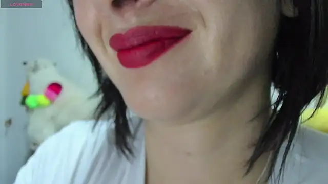 queen fetish online show from March 19, 2025, 10:33 am