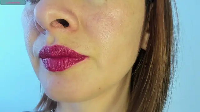 queen fetish online show from April 26, 2026, 2:47 pm