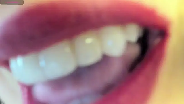 queen fetish online show from June 17, 2026, 7:24 pm