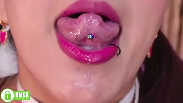 Snapshot of evelynjohnsoon chatting on February 20, 2026, 12:18 pm evelynjohnsoon online show from February 20, 2026, 12:18 pm